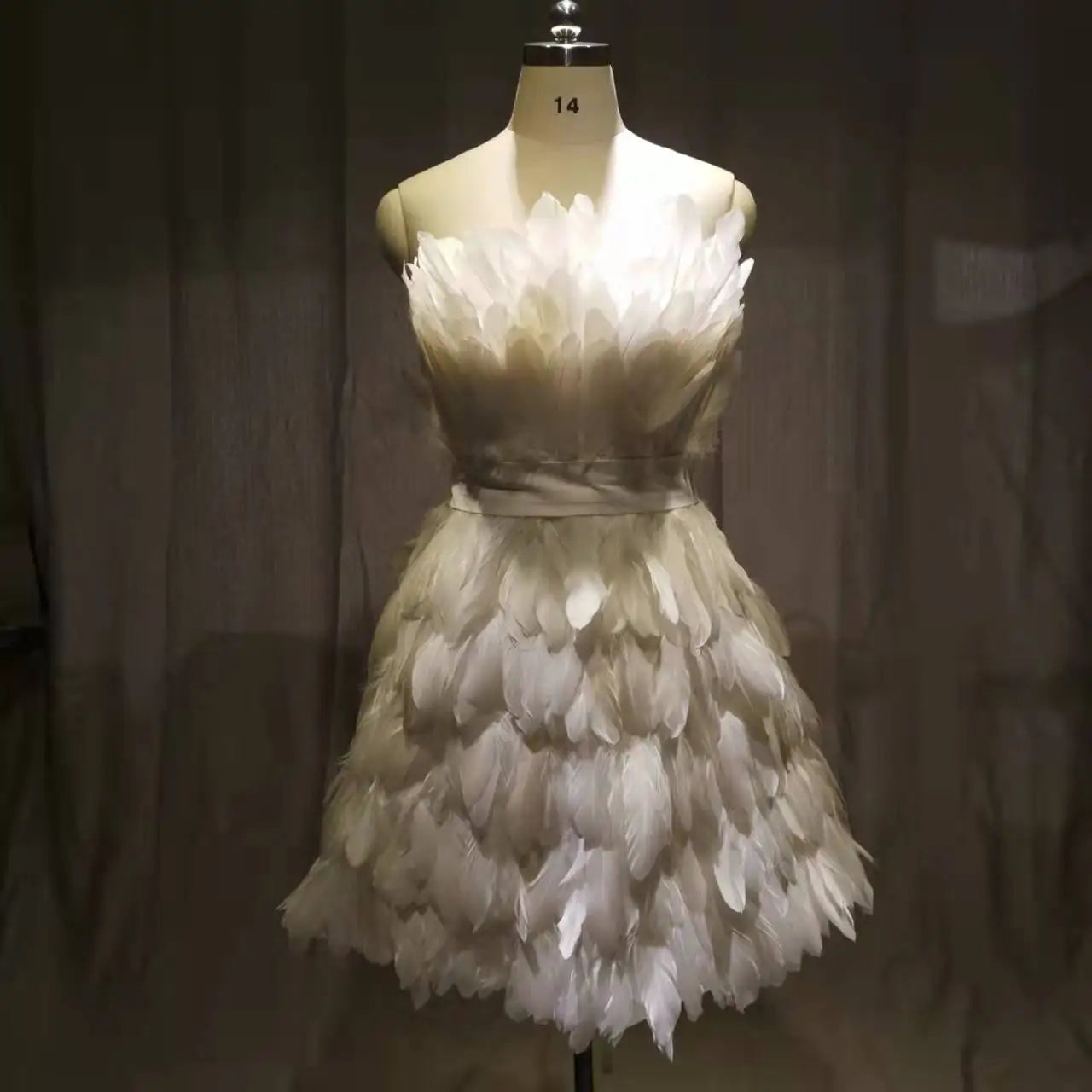 Customized 2026  Sexy Strapless off the Shoulder Sleeveless Feather Mini Length Short Prom Dresses Party Gown