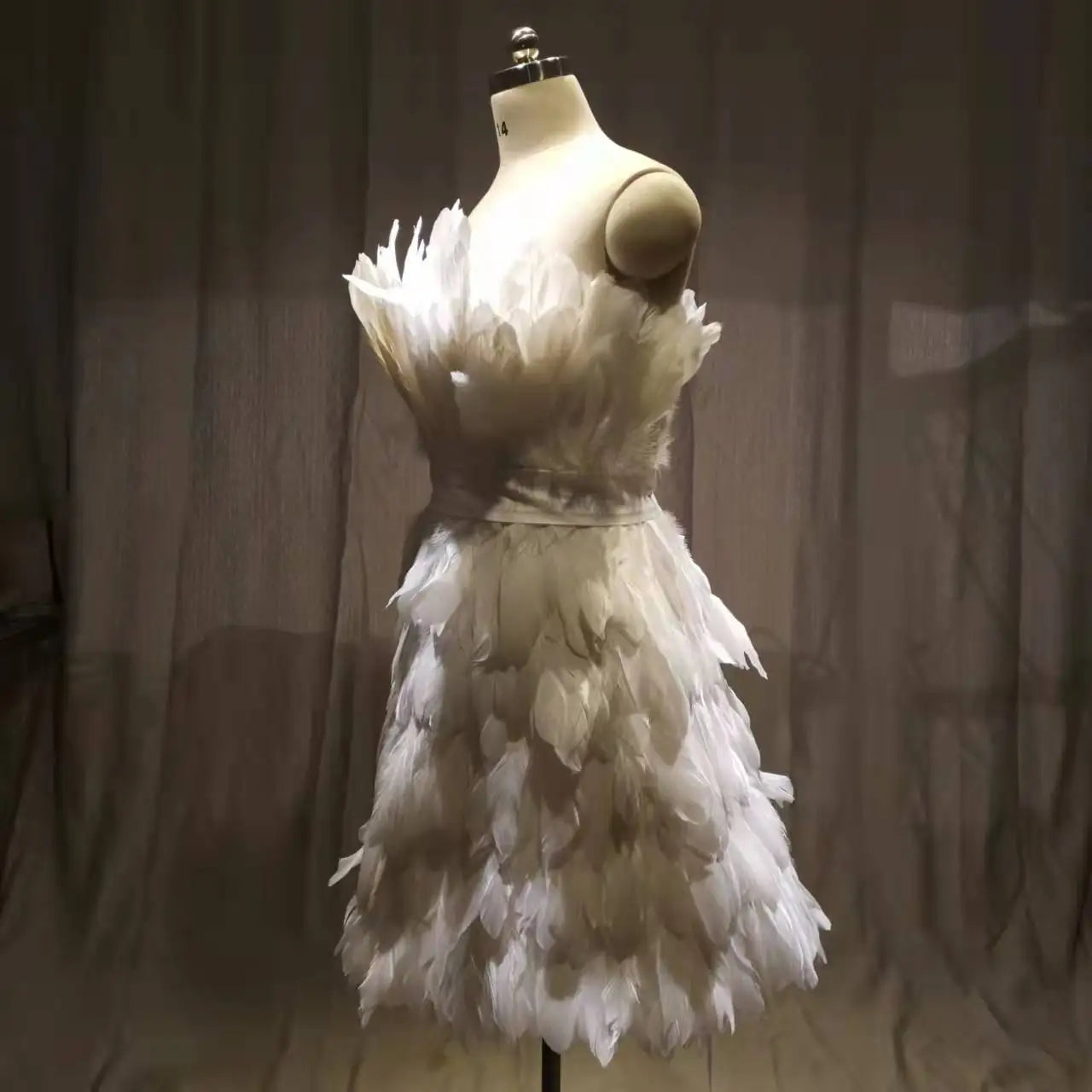 Customized 2026  Sexy Strapless off the Shoulder Sleeveless Feather Mini Length Short Prom Dresses Party Gown